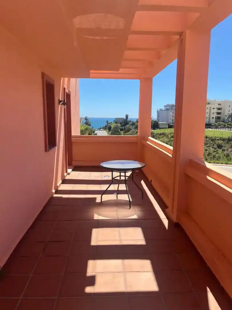 Terraza de Piso de alquiler en Mijas con Aire acondicionado, Jardín privado y Piscina