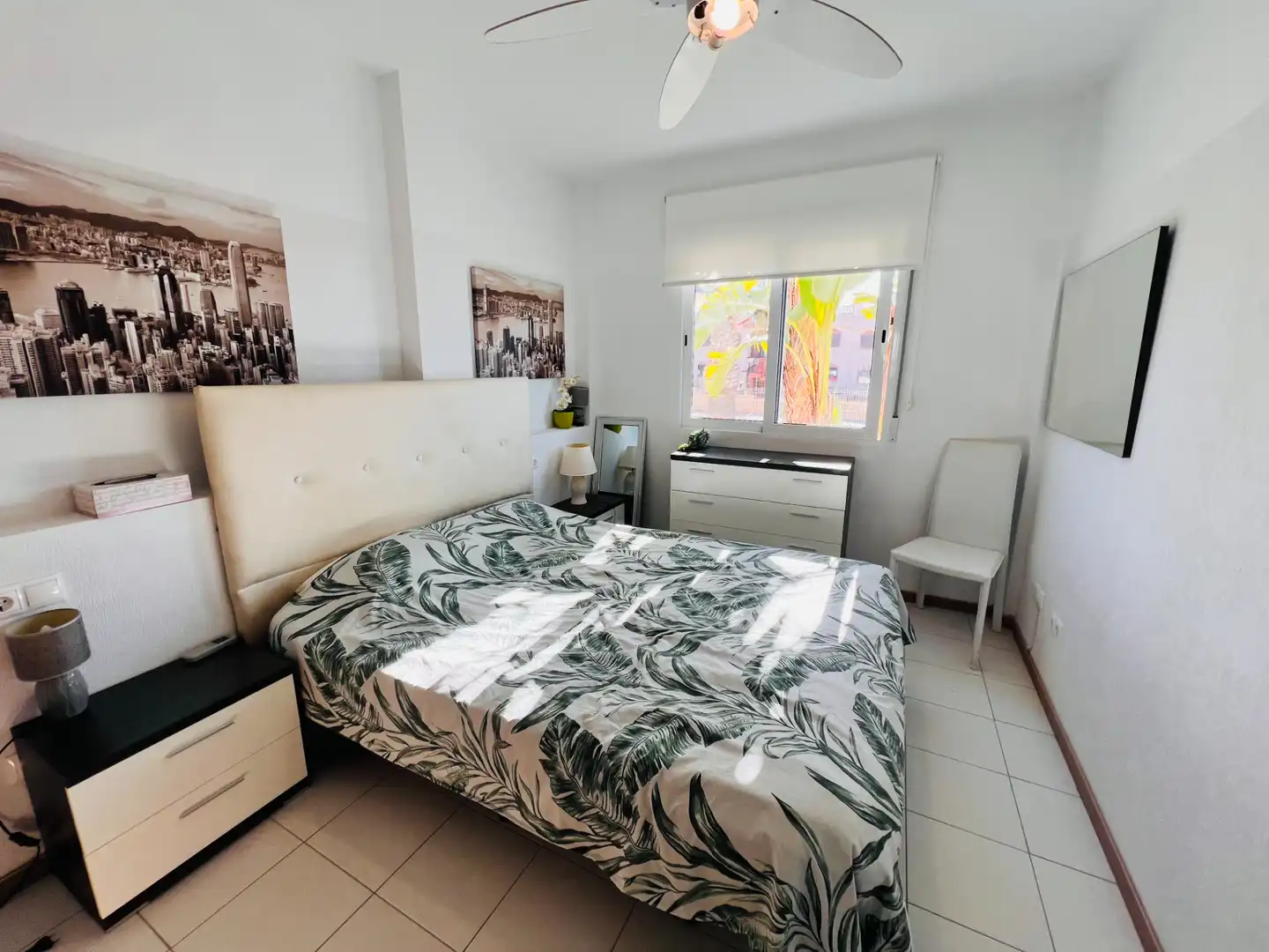Habitación de Casa o chalet en venta en Torrevieja con Jardín privado, Terraza y Amueblado