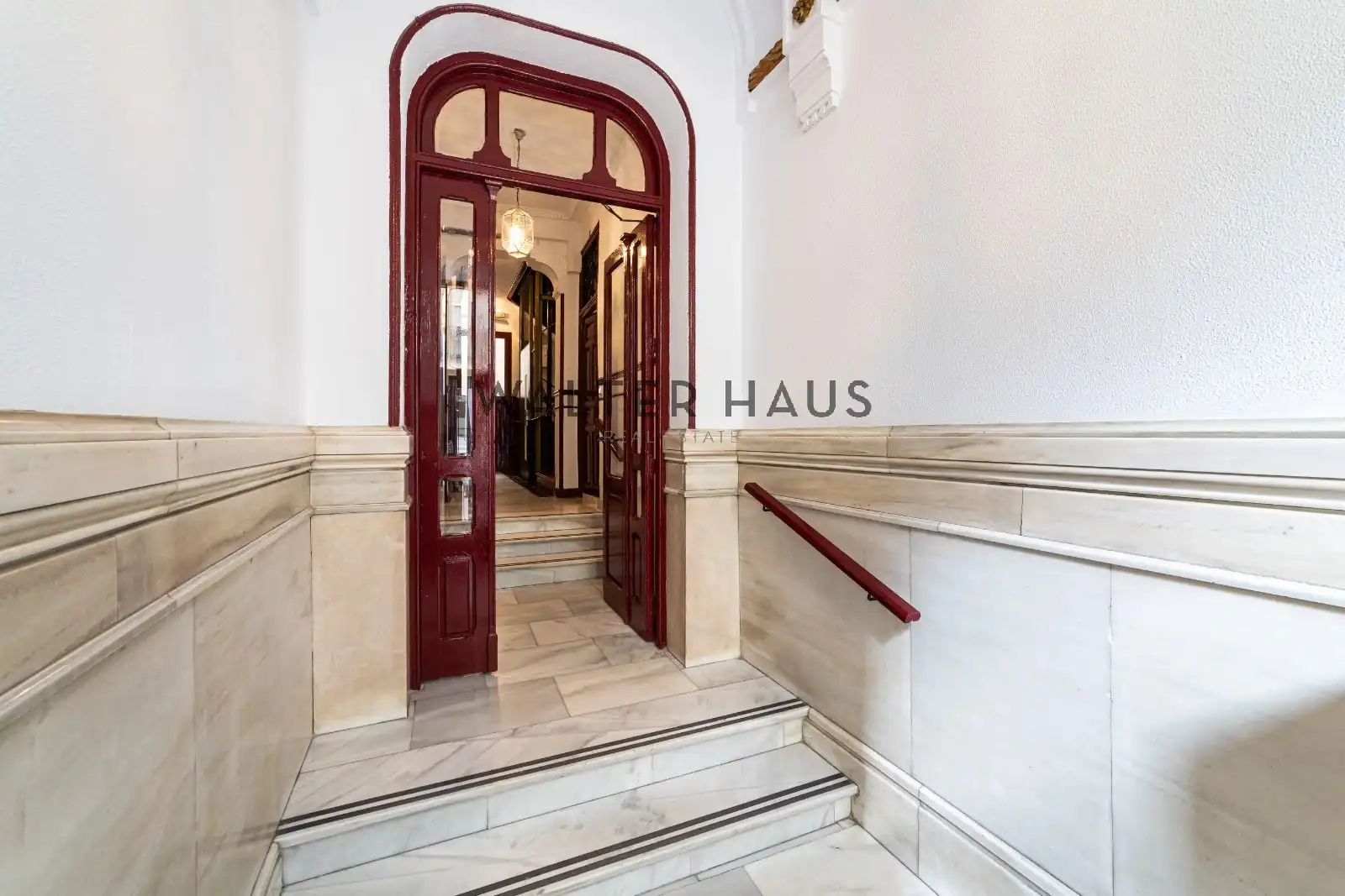 Flat for sale in Madrid  with Air Conditioner, Heating and Furnished