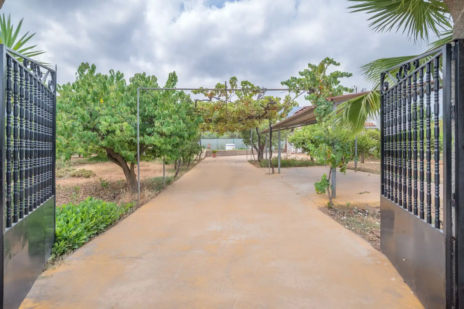 Casa o chalet en venta en Alhaurín El Grande con Aire acondicionado, Calefacción y Jardín privado