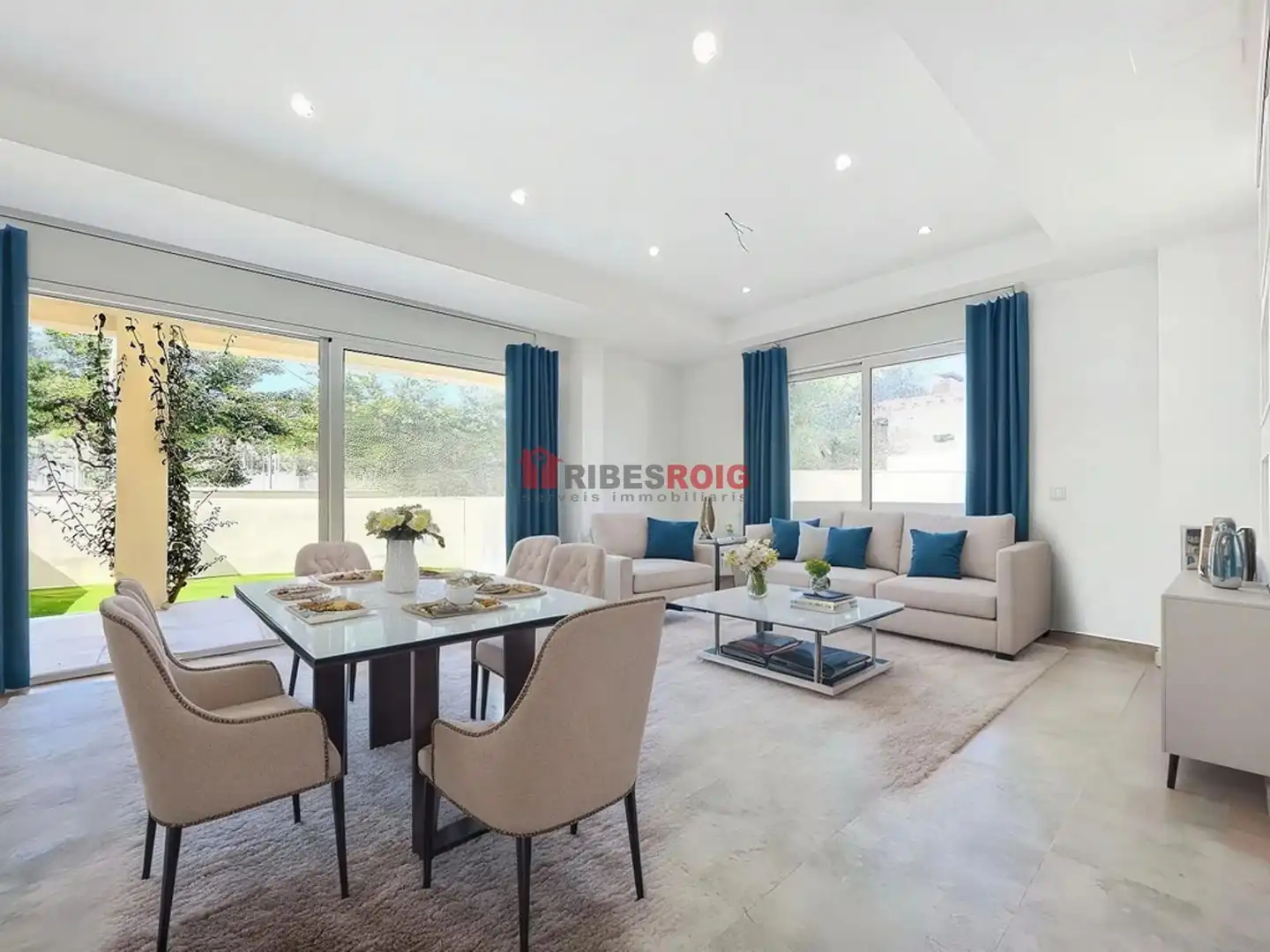 Detached homes for sale in Circumval Lacio, Centre