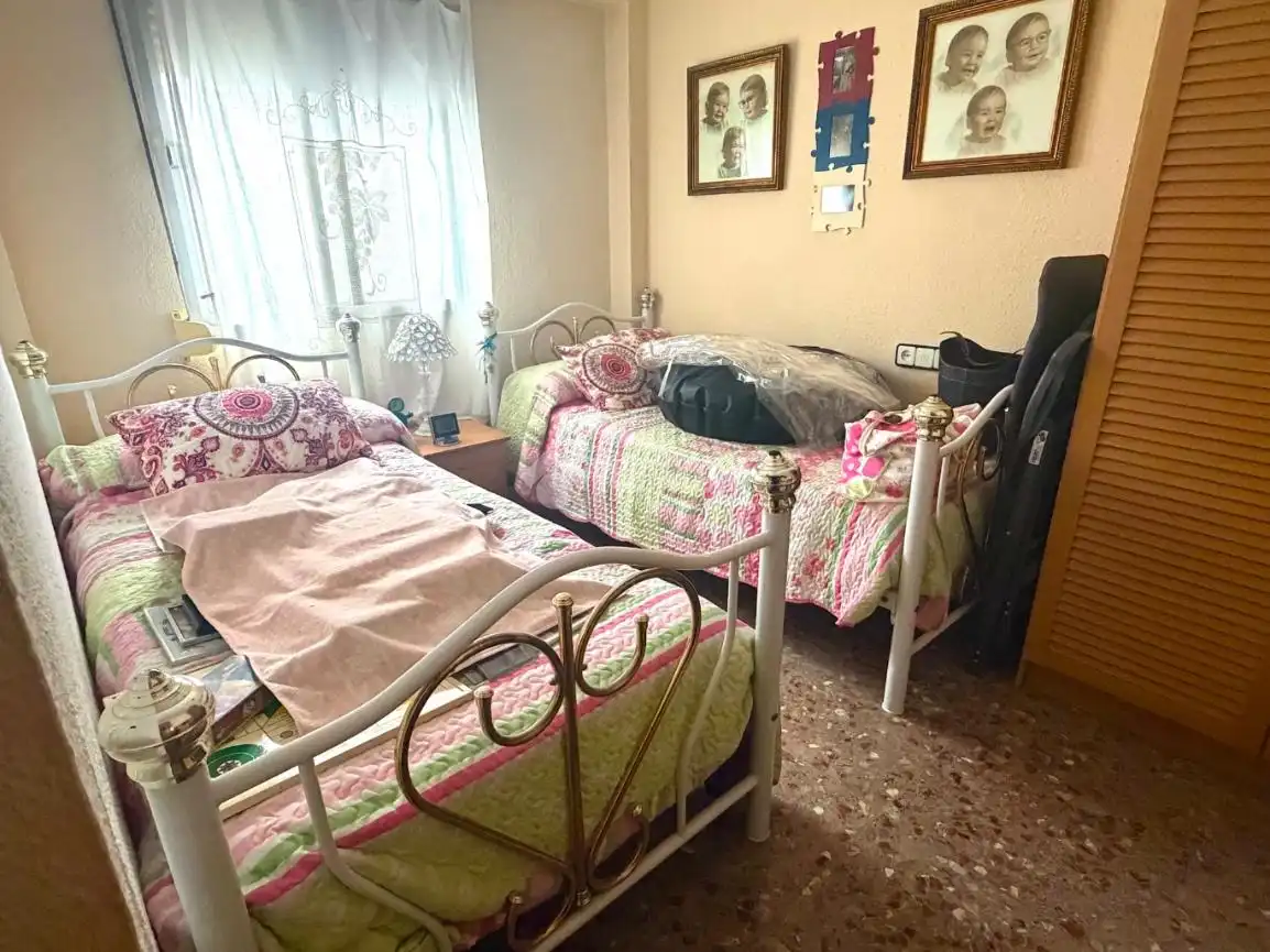 Habitación de Piso en venta en Valencia con Aire acondicionado y Balcón