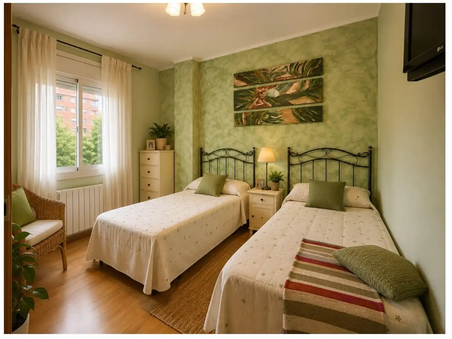 Dormitori de Apartament en venda en Barcelona amb Aire condicionat, Calefacció i Terrassa