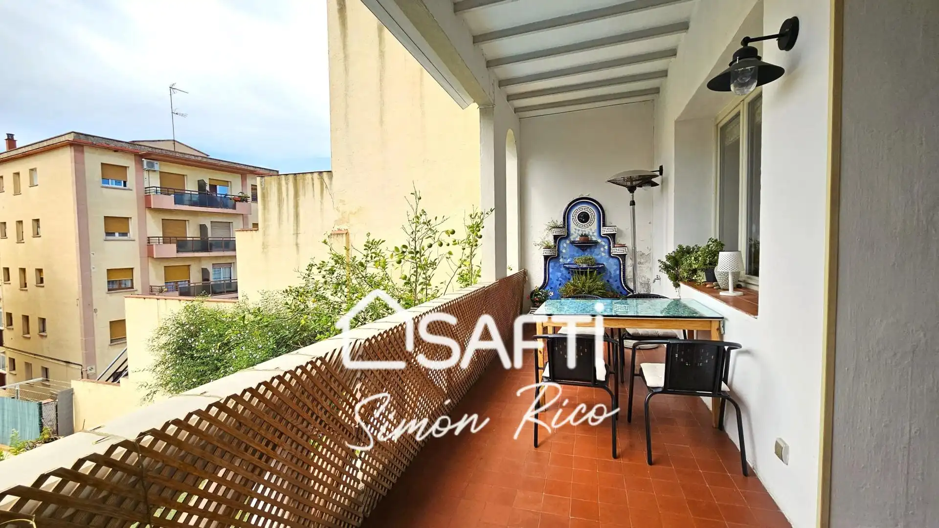 Casa adosada en venta en Gelida