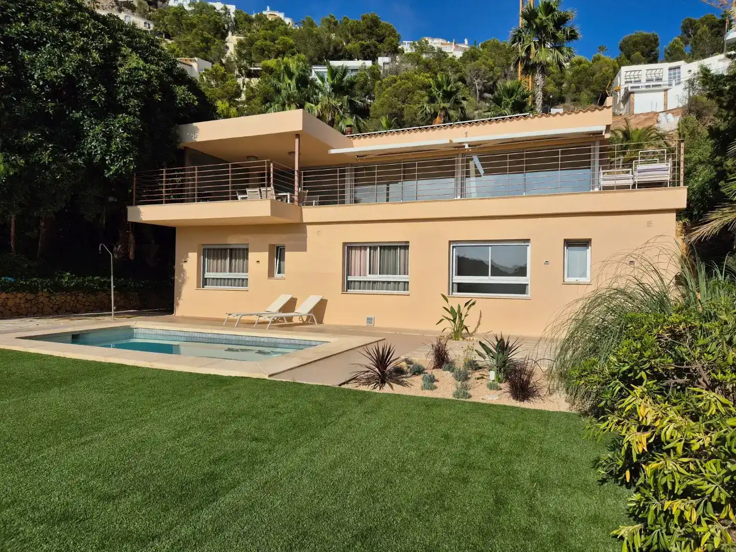 Vista exterior de Casa o chalet en venta en Altea con Aire acondicionado y Piscina
