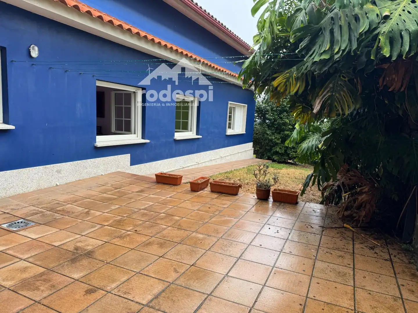 Außenansicht von Haus oder Chalet zum Verkauf in Sanxenxo mit Heizung, Abstellraum und Möbliert