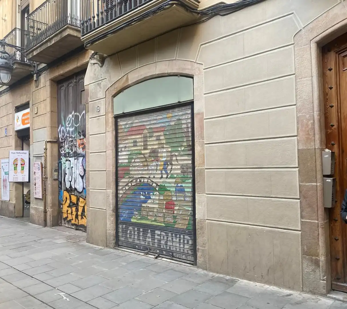 Vista exterior de Local de alquiler en  Barcelona Capital