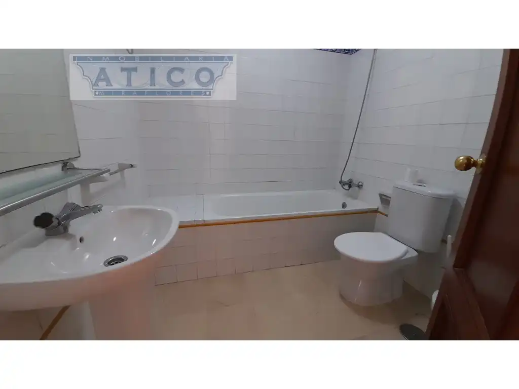 Badezimmer von Wohnung zum Verkauf in Sevilla