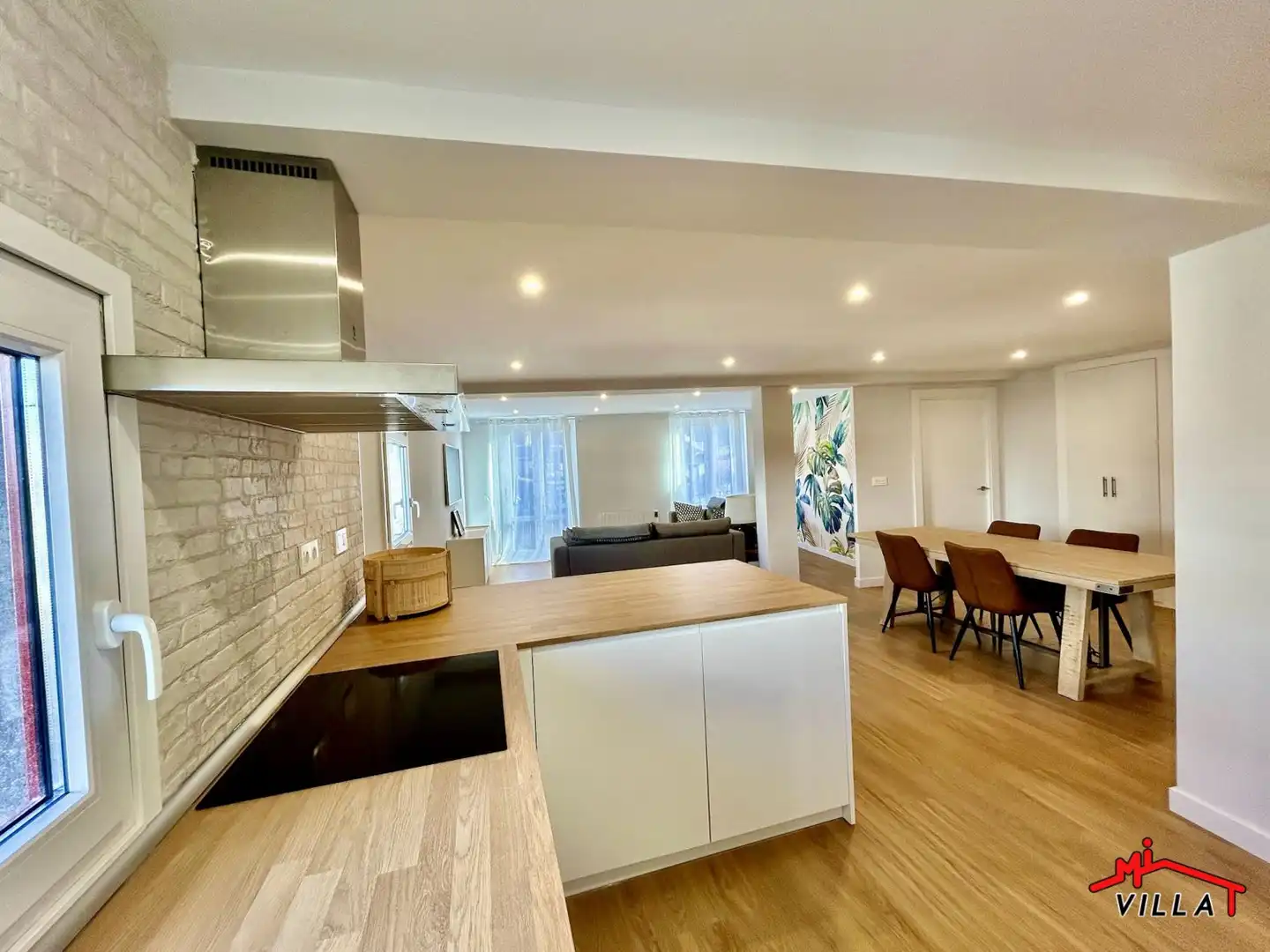Kitchen of Flat for sale in Laredo  with Heating, Parquet flooring and Balcony