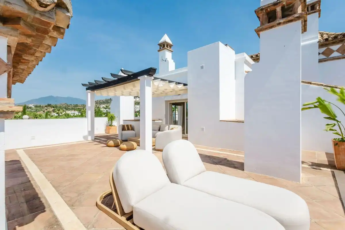 Terrace of Duplexes for sale in Marbella  with Air Conditioner, Heating and Private garden