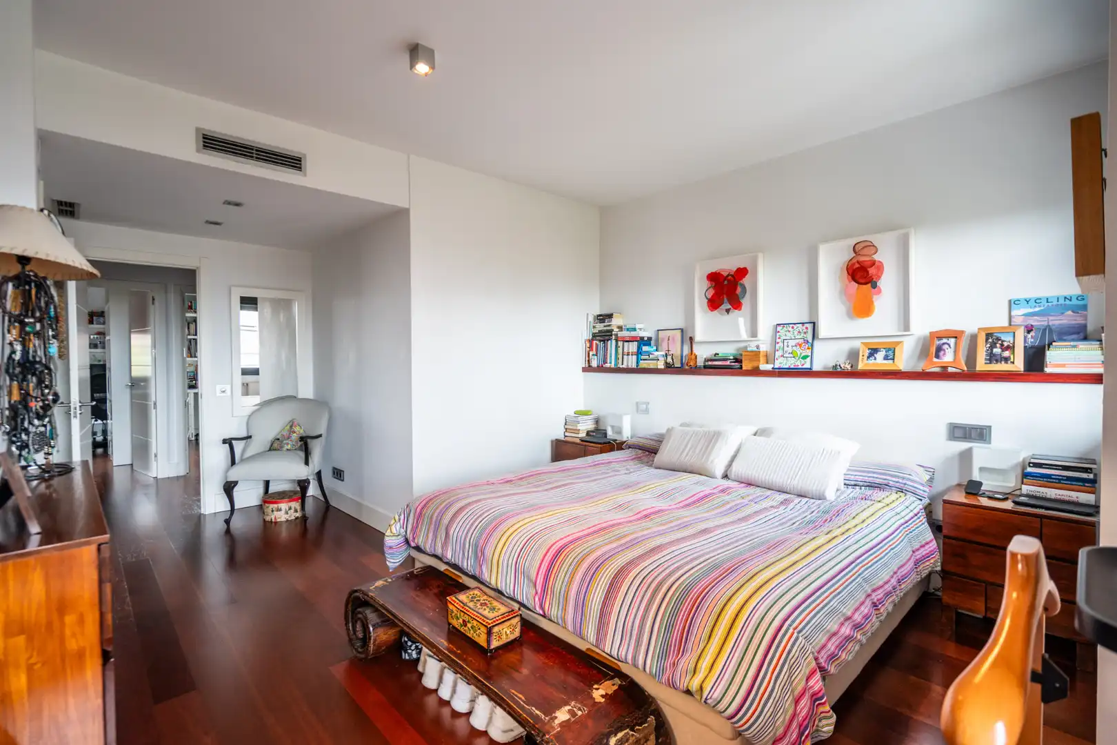 Habitación de Casa adosada en venta en Las Rozas de Madrid con Aire acondicionado, Calefacción y Jardín privado