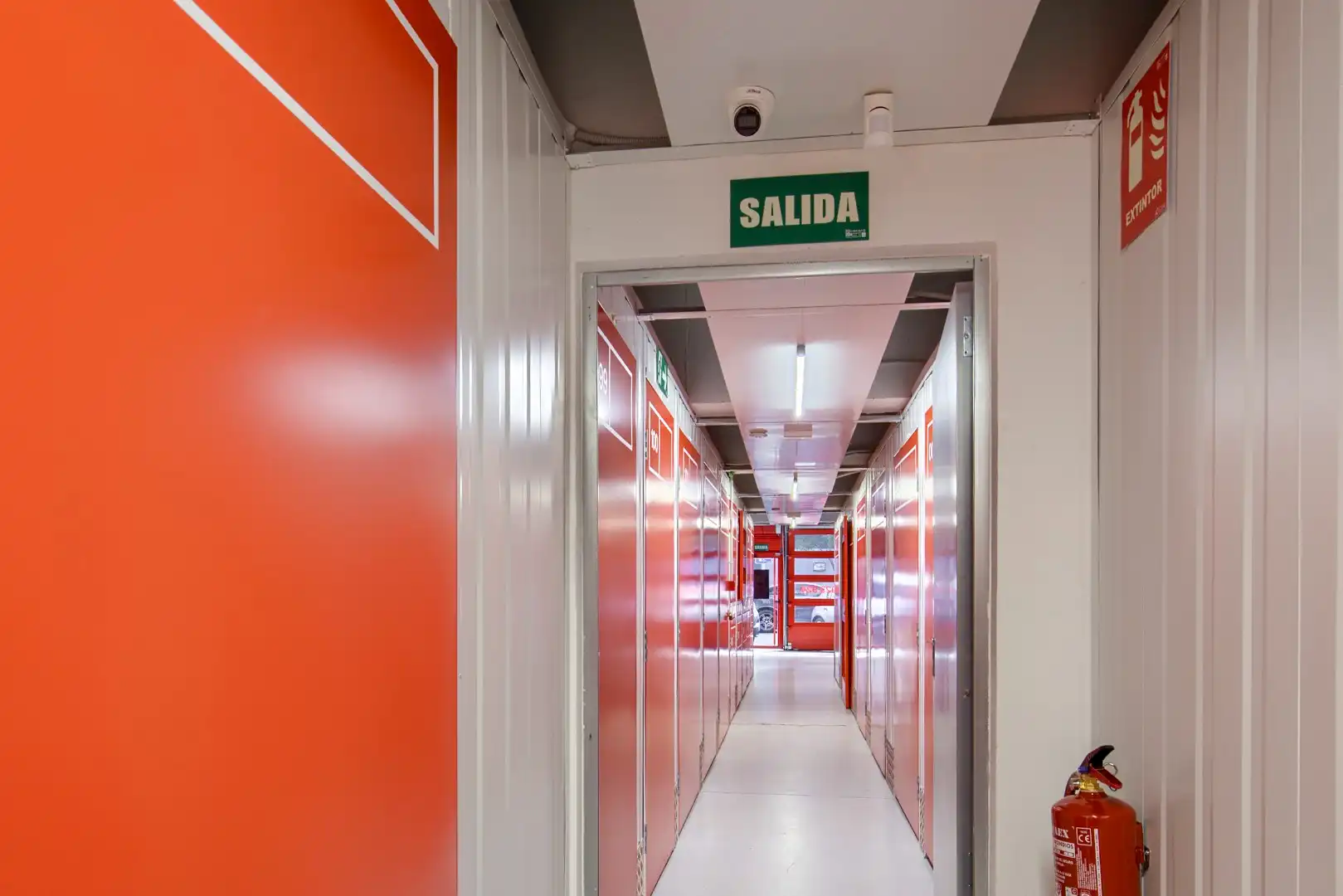 Storage room for rent in Madrid  with Alarm