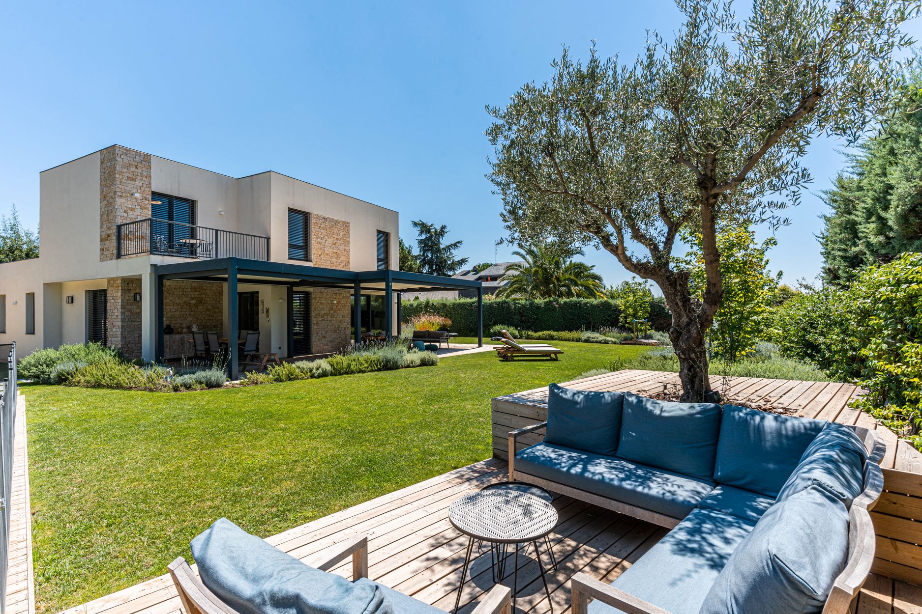 Terrace of House or chalet for sale in Boadilla del Monte  with Air Conditioner, Private garden and Terrace
