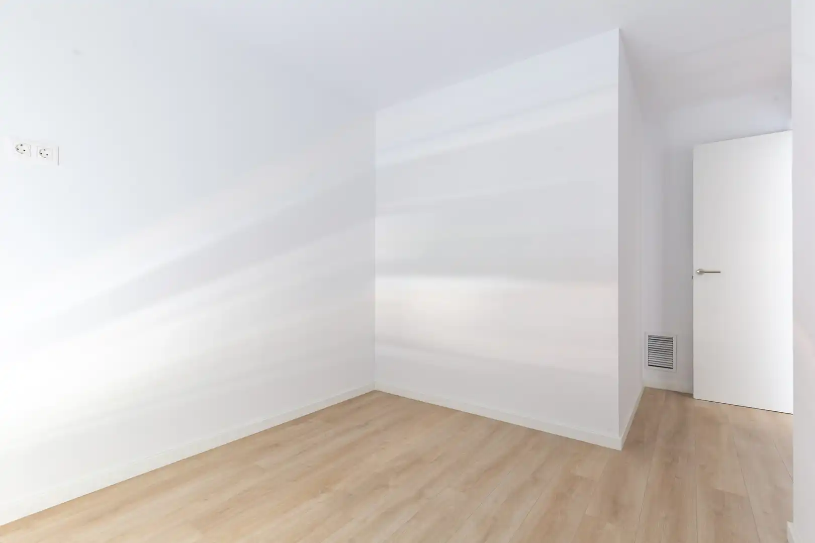 Bedroom of Flat for sale in Sant Feliu de Llobregat  with Air Conditioner, Heating and Terrace