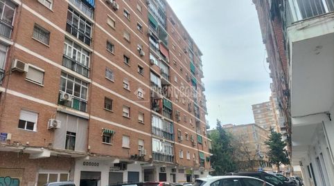 Foto 2 de Piso en venta en Parque Victoria Eugenia, Málaga Capital