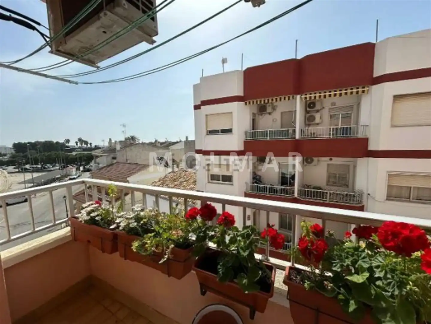 Exterior view of Flat for sale in L'Alqueria de la Comtessa  with Balcony