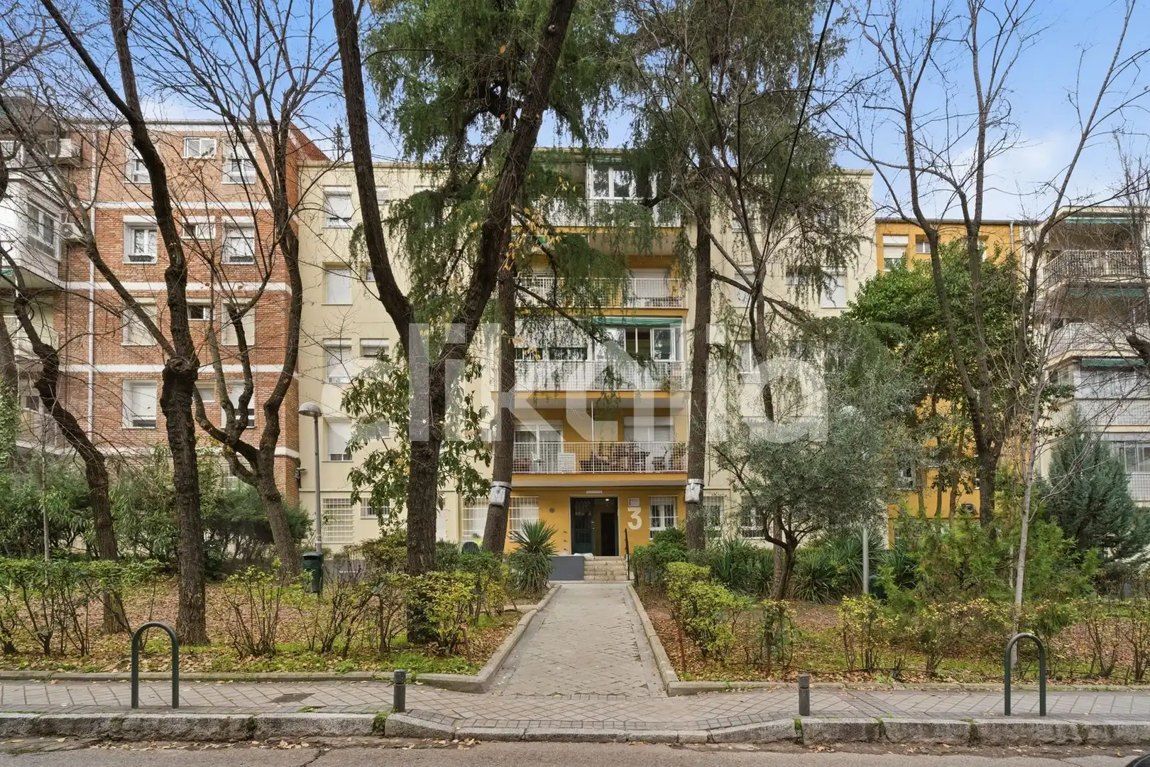 Vista exterior de Pis en venda en Madrid amb Aire condicionat, Calefacció i Traster