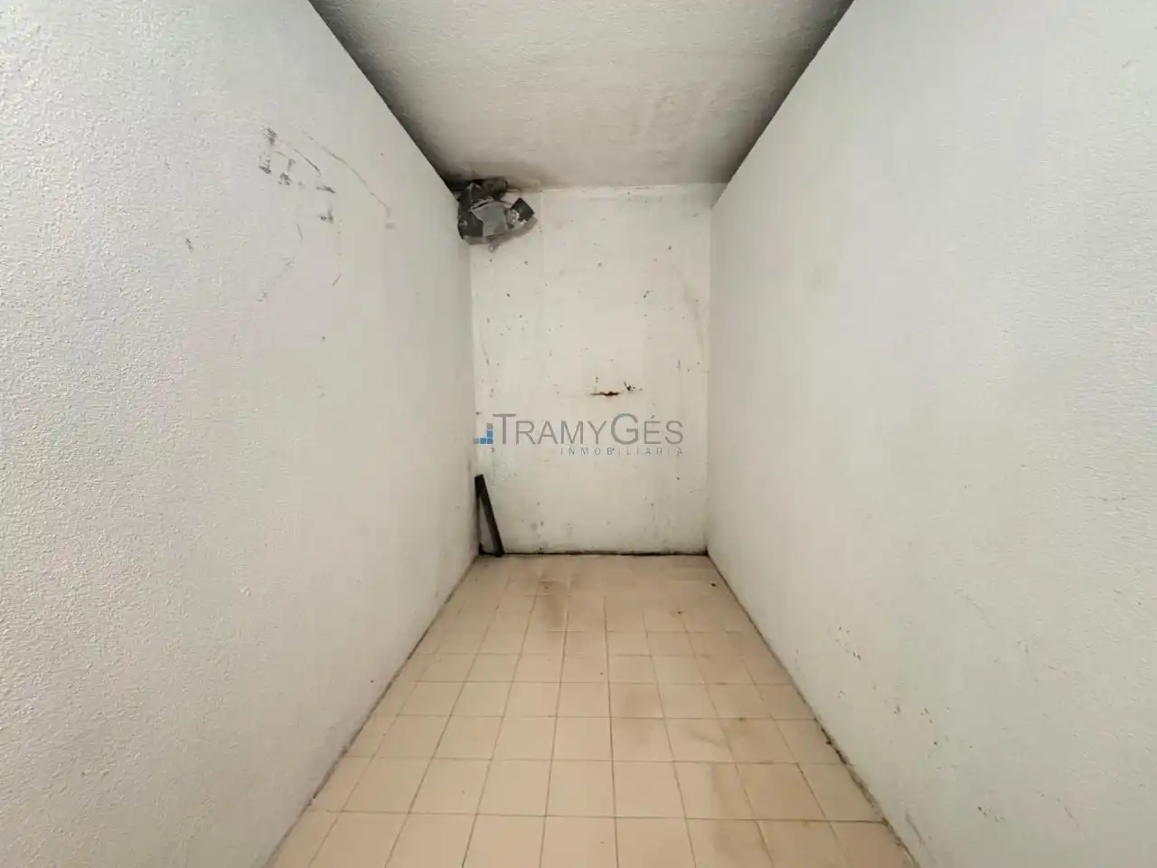 Apartament en venda en Vigo  amb Calefacció, Parquet i Traster