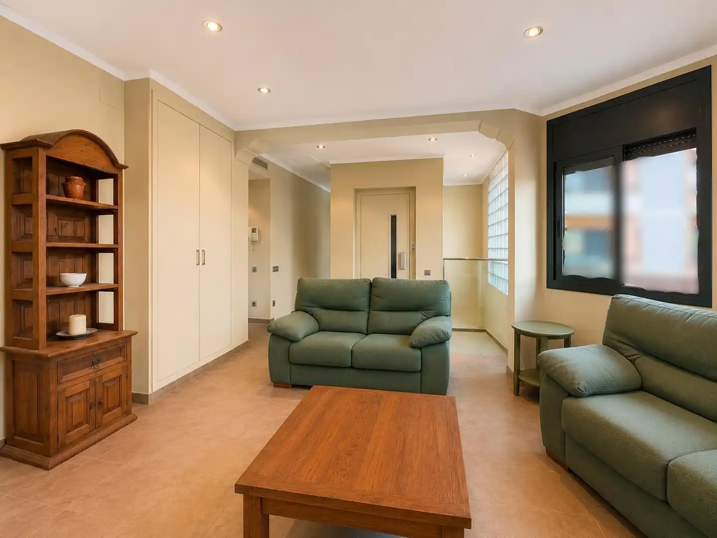 Sala d'estar de Casa o xalet en venda en Les Franqueses del Vallès amb Calefacció, Terrassa i Balcó