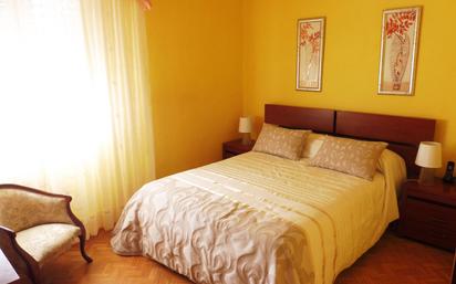 Bedroom of Flat for sale in Palencia Capital  with Heating and Terrace