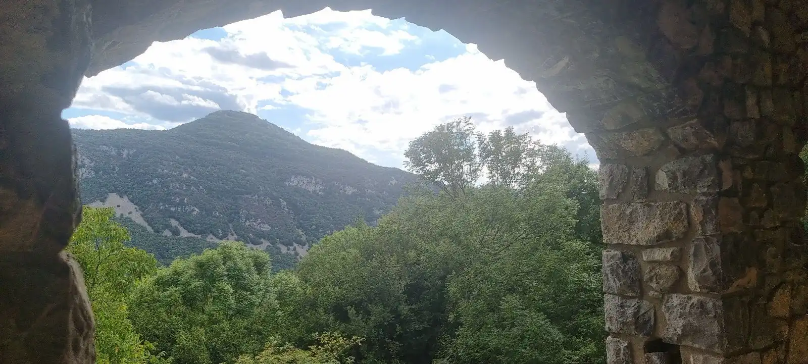Finca rústica en venda en Montagut i Oix