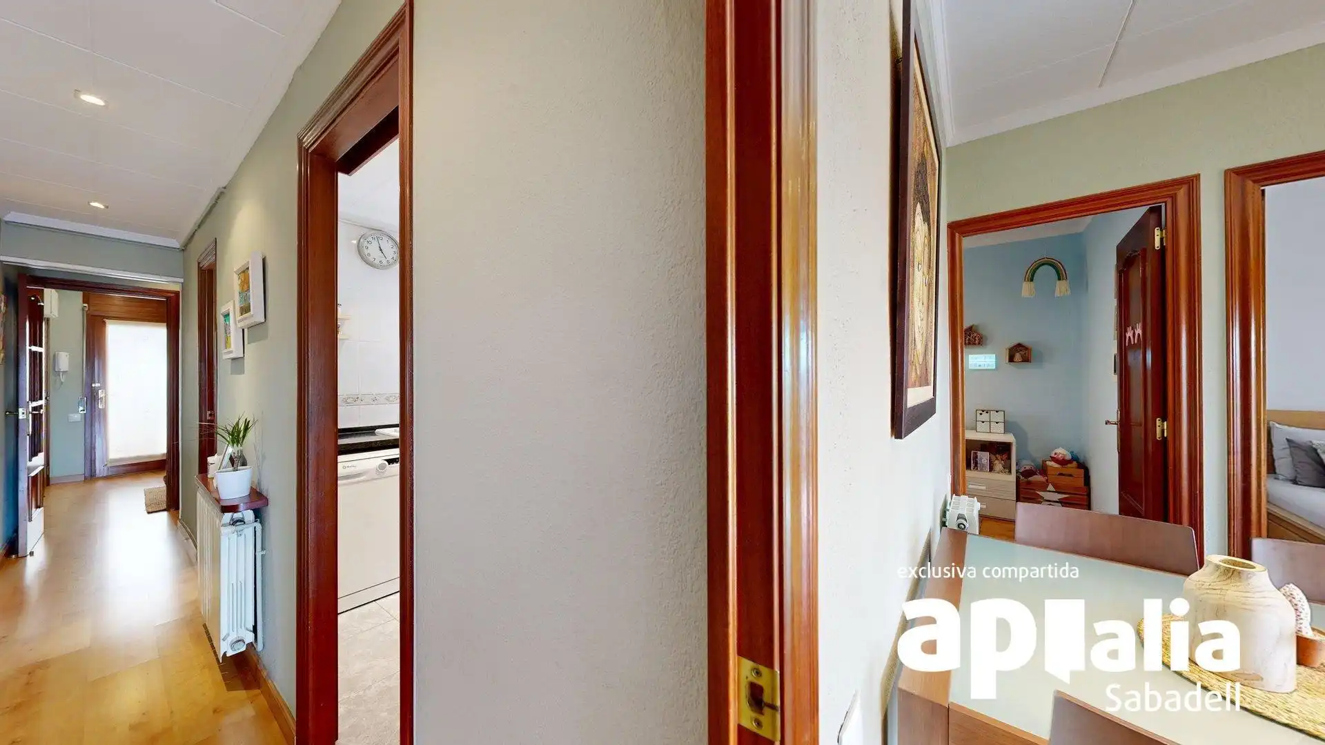 Flat for sale in Sabadell  with Air Conditioner, Heating and Parquet flooring