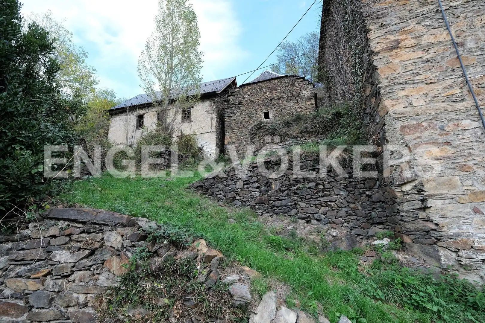 Casa con jardín en venta en Bausen, imagen 12