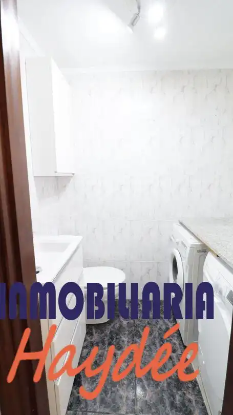 Bathroom of Flat for sale in Leioa  with Heating and Storage room