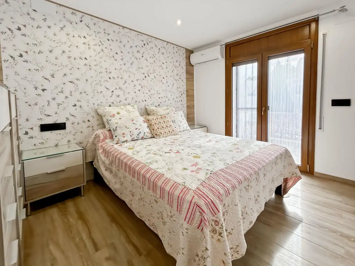 Dormitori de Casa adosada en venda en Roses amb Aire condicionat, Jardí privat i Terrassa