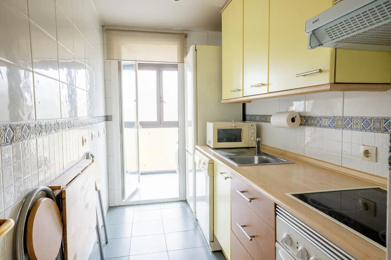 Cocina de Piso en venta en Madrid con Aire acondicionado, Calefacción y Jardín privado