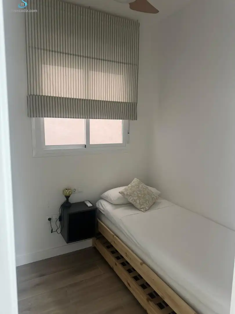 Habitación de Piso en venta en Cádiz