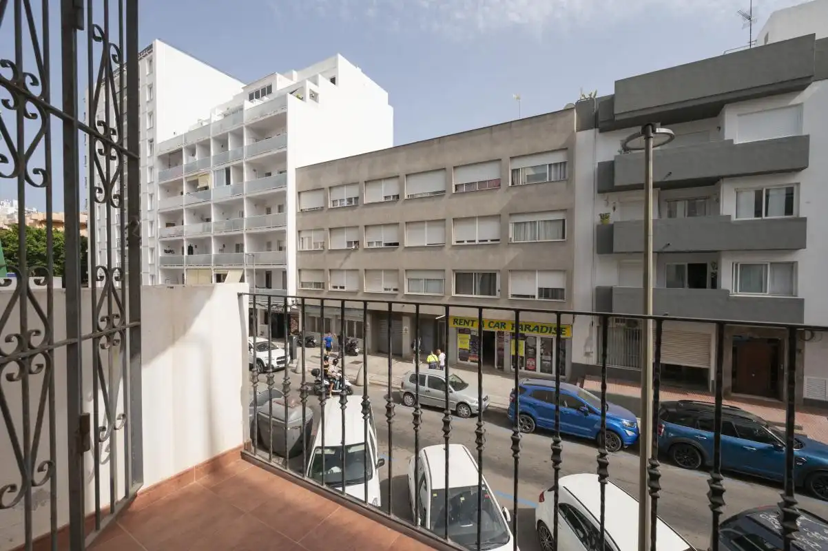 Vista exterior de Pis en venda en Eivissa amb Calefacció, Terrassa i Balcó