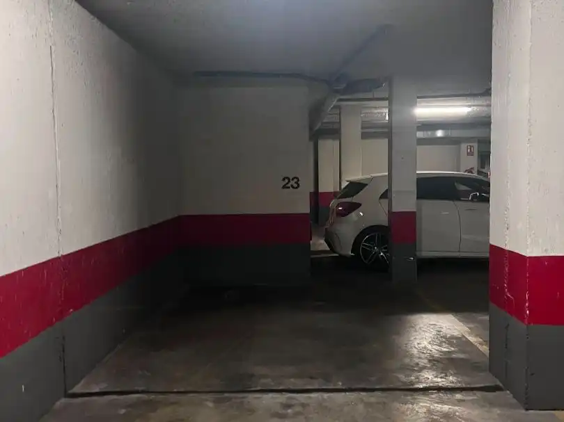 Aparcament de Garatge en venda en Norte-Sierra