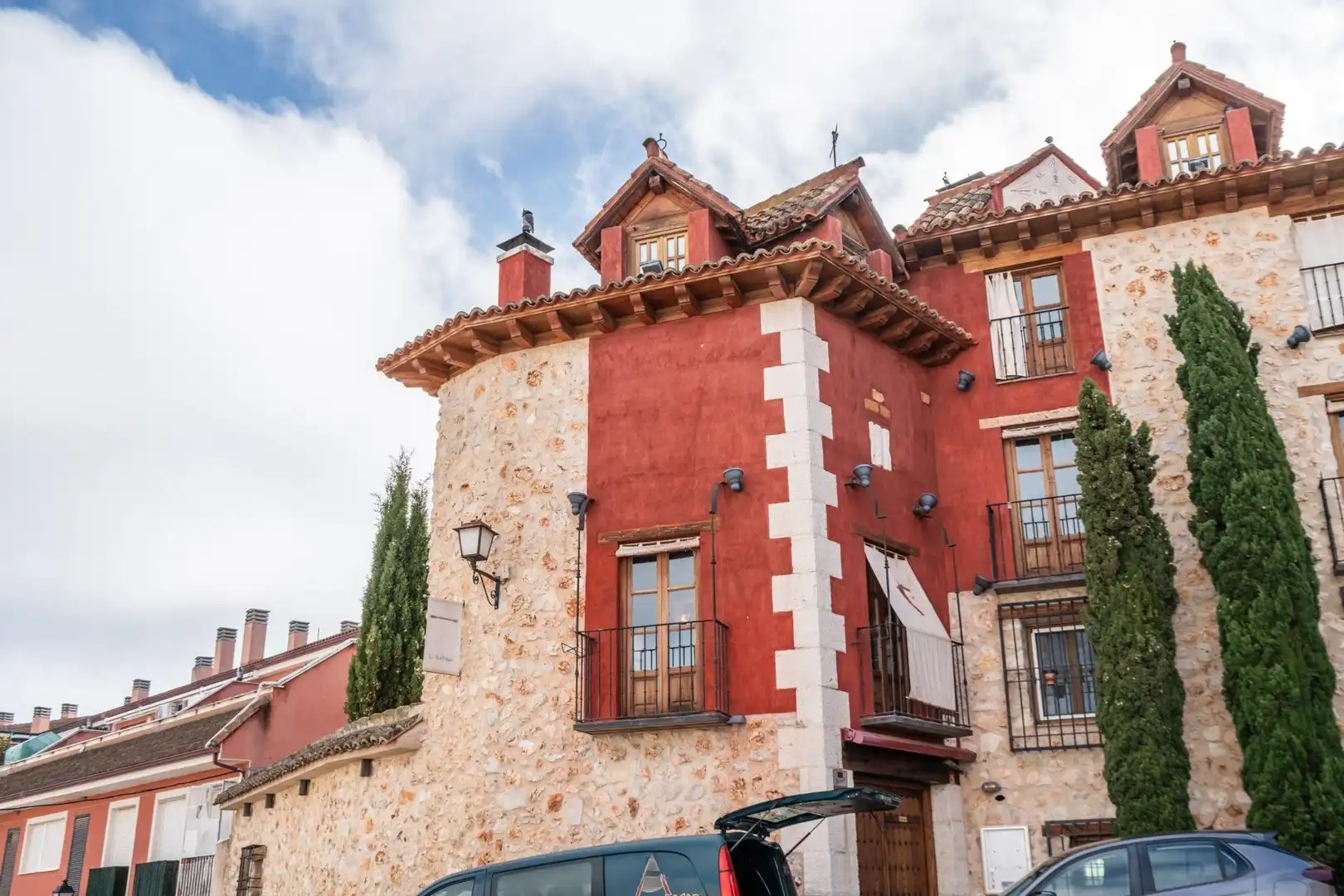 Außenansicht von Gebäude zum Verkauf in Belmonte de Tajo