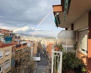 Exterior view of Flat for sale in  Barcelona Capital  with Air Conditioner, Heating and Terrace