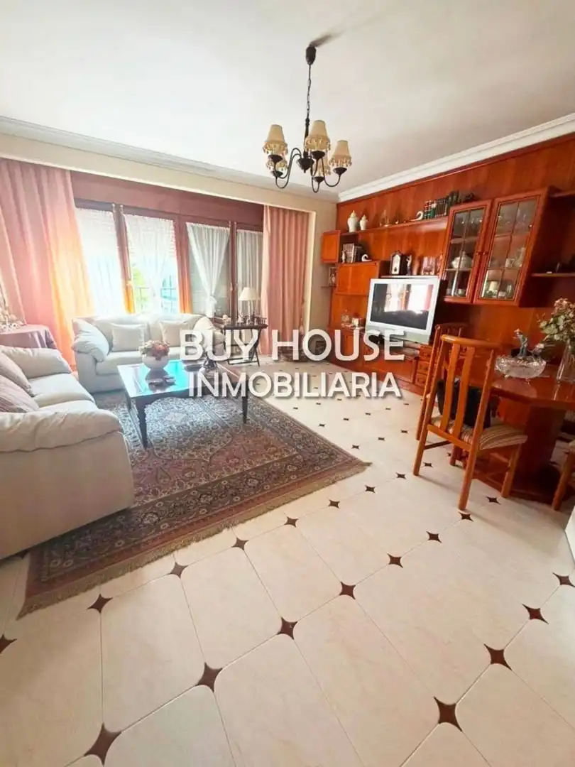 Vista exterior de Dúplex en venta en Alameda de la Sagra con Aire acondicionado y Terraza