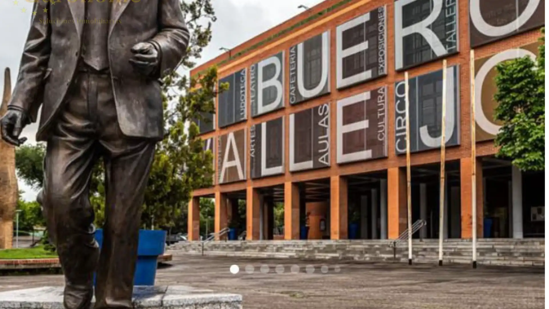 Außenansicht von Gebaude zum Verkauf in Alcorcón
