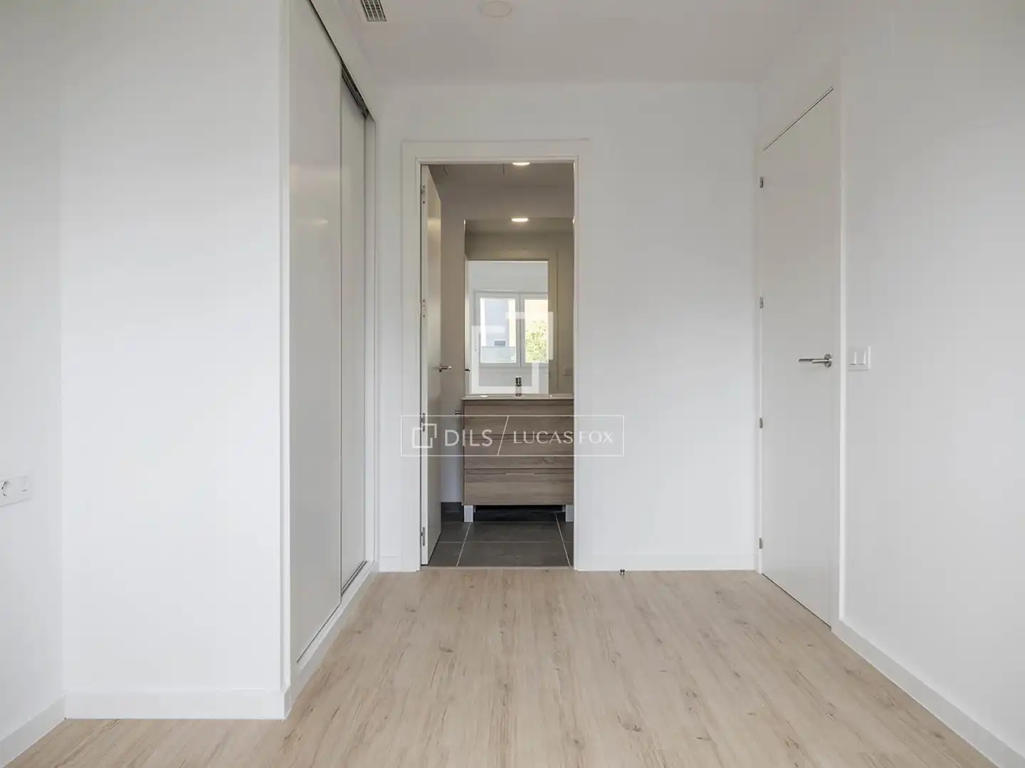 Wohnung zur Miete in Sant Adrià de Besòs mit Klimaanlage, Heizung und Terrasse