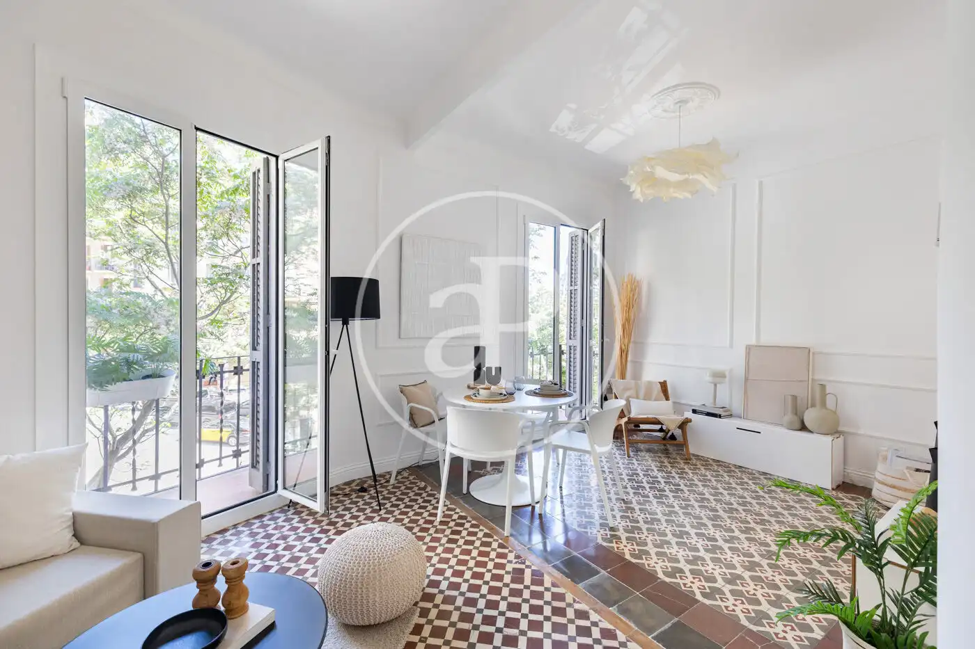 Wohnzimmer von Wohnung zum Verkauf in  Barcelona Capital mit Klimaanlage, Heizung und Balkon