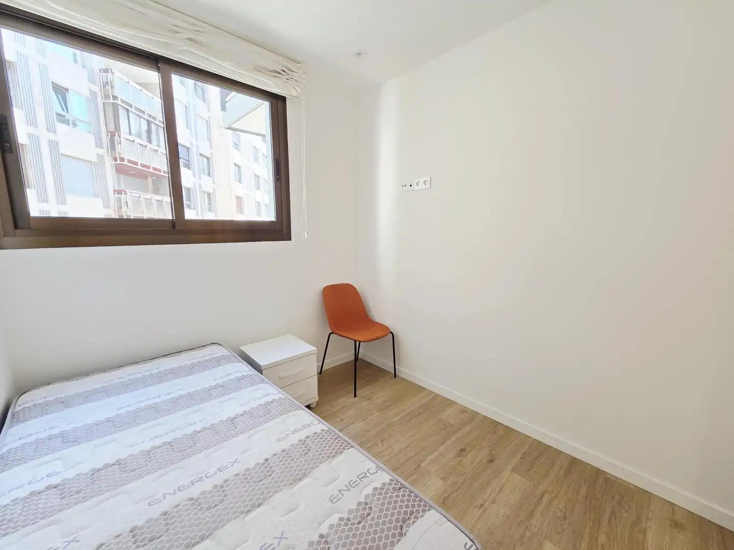 Bedroom of Flat for rent in Valencia  with Parquet flooring and Terrace