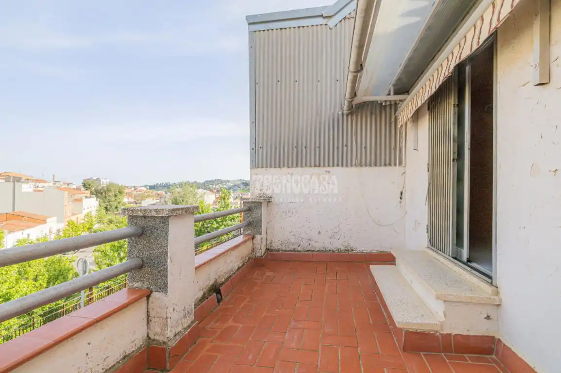 Terrassa de Pis en venda en Terrassa amb Terrassa i Balcó