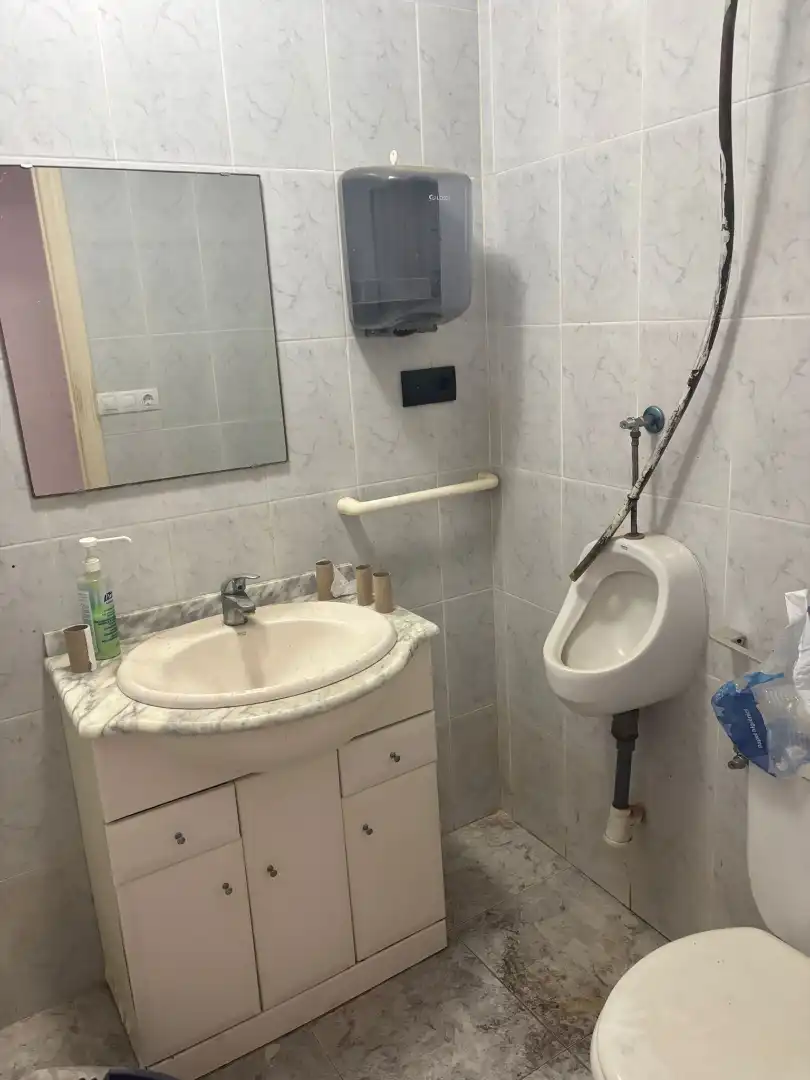 Badezimmer von Einfamilien-Reihenhaus zum Verkauf in Valencia mit Klimaanlage, Terrasse und Abstellraum