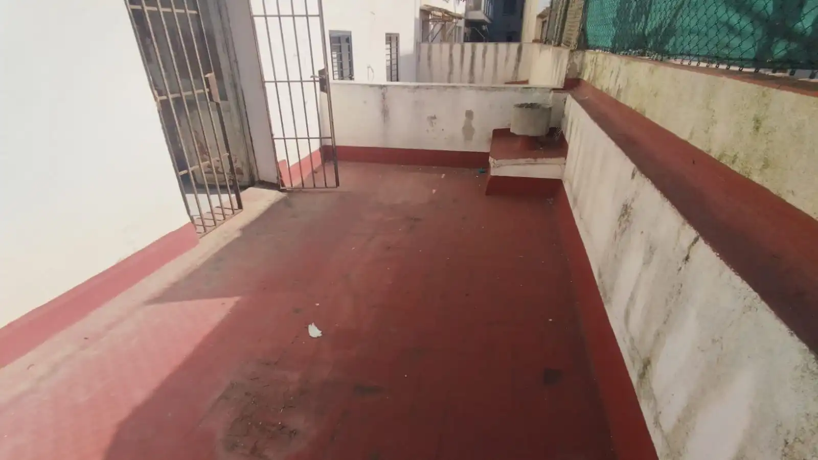 Local comercial en venda a Avinguda del Mediterrani 83