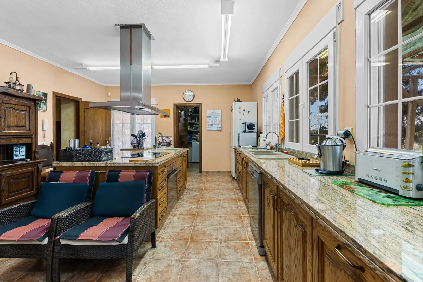 Cuina de Casa o xalet en venda en Elche / Elx amb Aire condicionat, Jardí privat i Terrassa