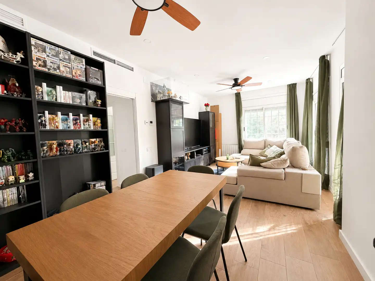 Appartamento con terrazza in vendita a Carrer de Calàbria, imagen 2