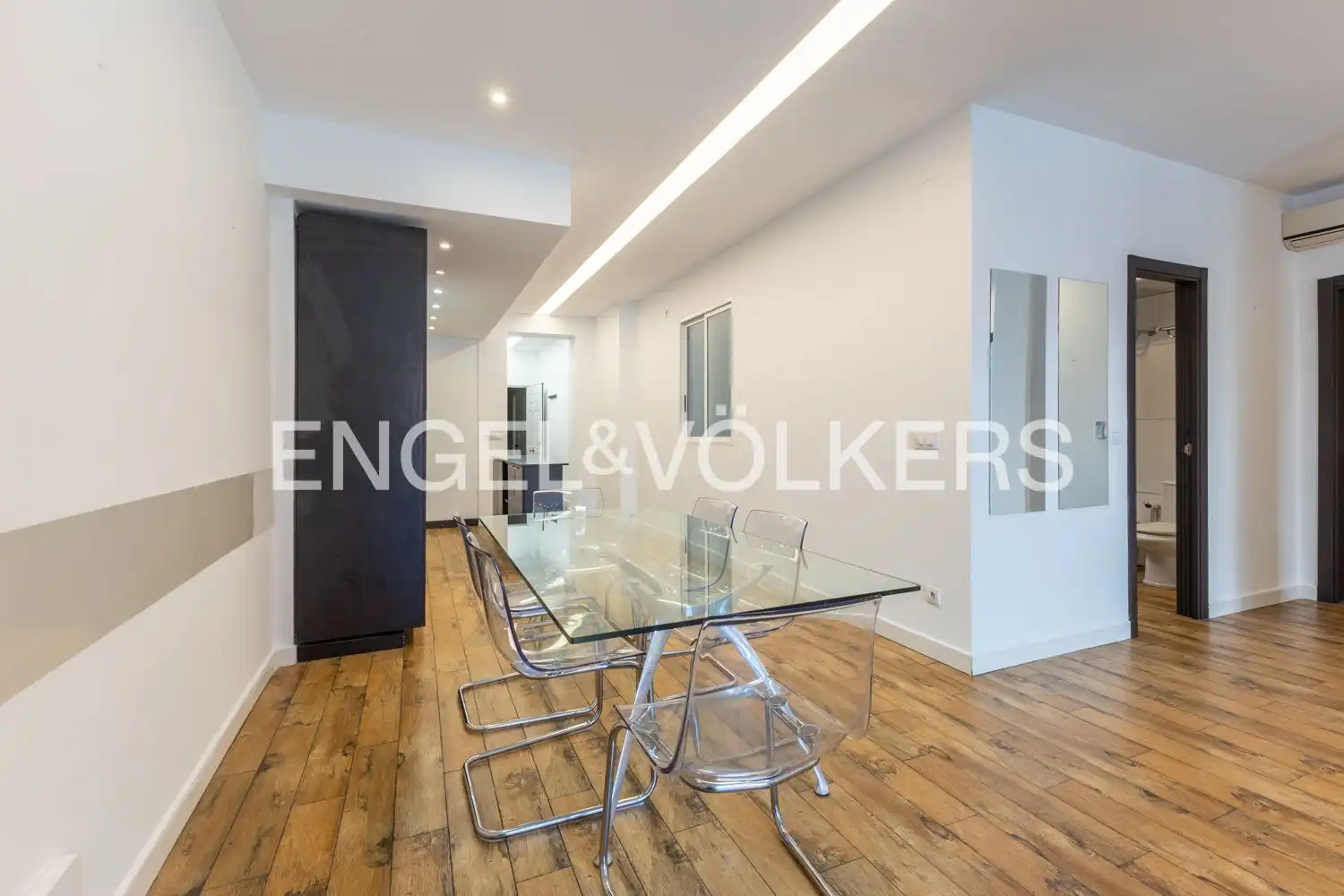 Dining room of Flat for rent in Valencia  with Air Conditioner, Heating and Terrace