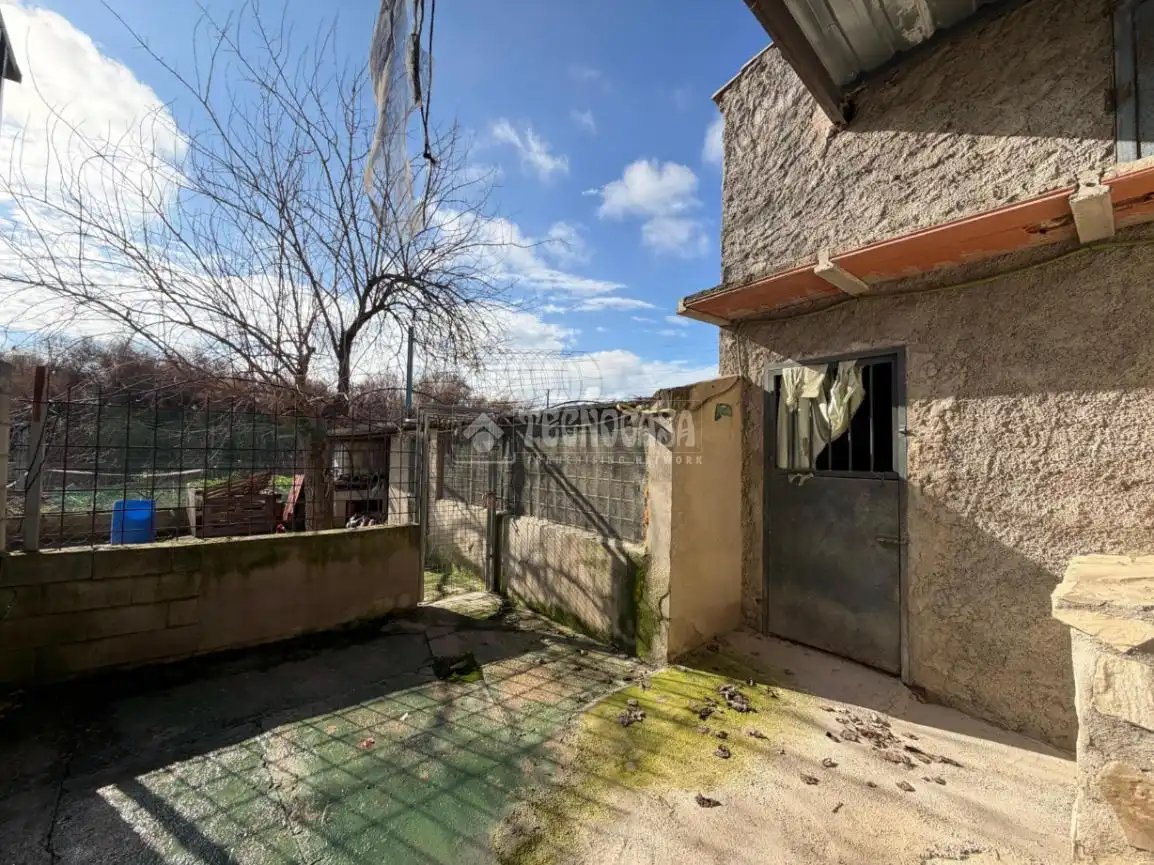 Vista exterior de Finca rústica en venda en Villatorres amb Aire condicionat, Calefacció i Alarma