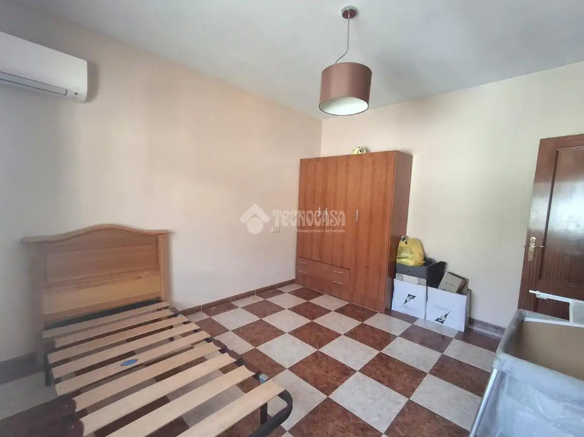 Habitación de Casa adosada en venta en Vilches con Aire acondicionado