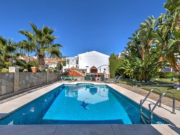 Villa con piscina in vendita a Campo de Mijas
