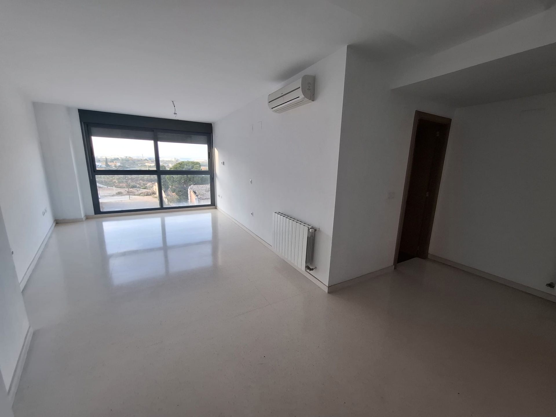 Piso en venta en Carrer de València, Zona La Ermita